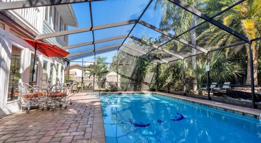 sleep 18 Heated Pool Tiki 5 min to Beach Kayak - Image 1