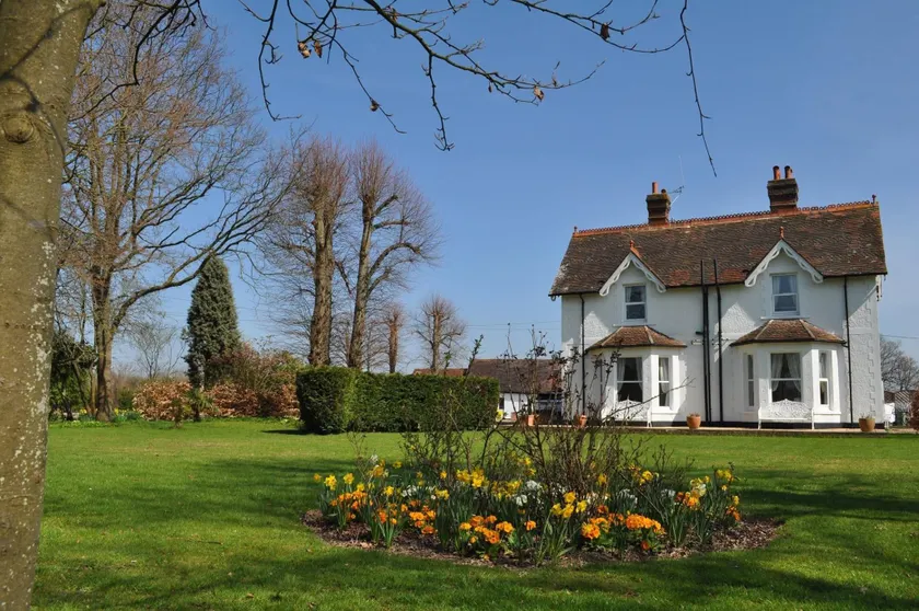 Hookwood Lodge - Image 1