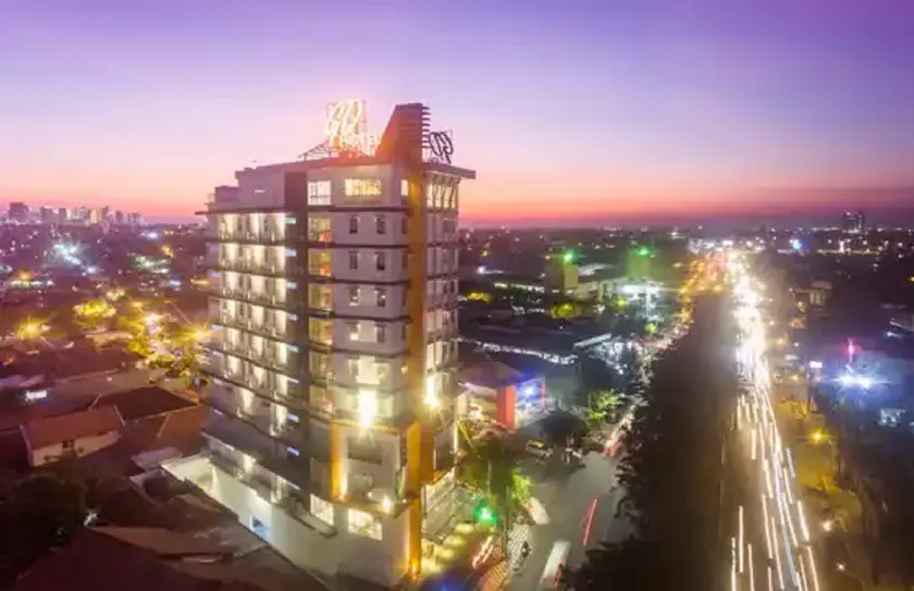 Great Diponegoro Hotel Surabaya - Image 1