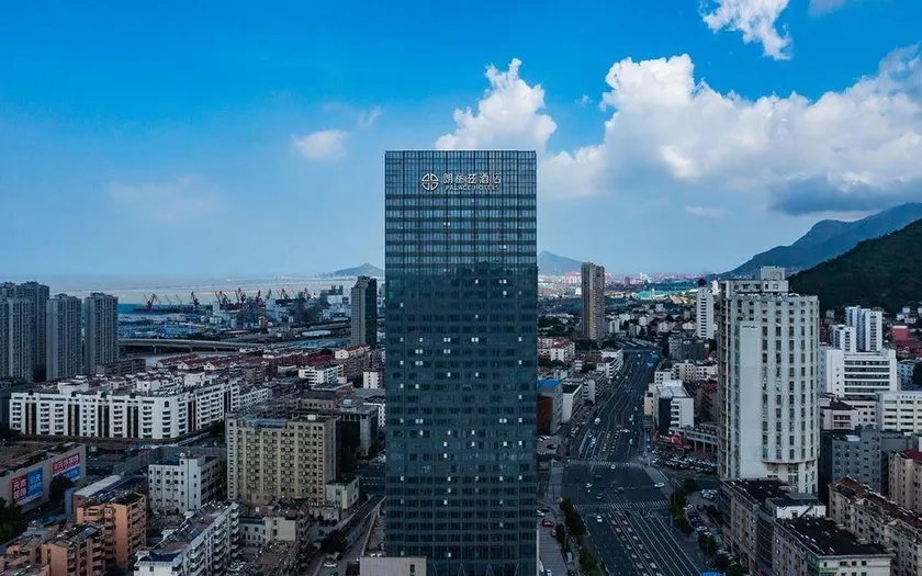 Langlizi Hotel (Lianyungang On the Sea Park Jiaruibao Plaza) - Image 1