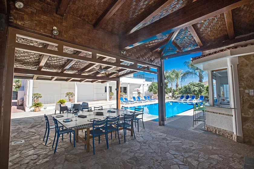 Din drømmeferie villa med privat pool i Paralimni mest eksklusive naboskab, Paralimni Villa 1219 - Image 1