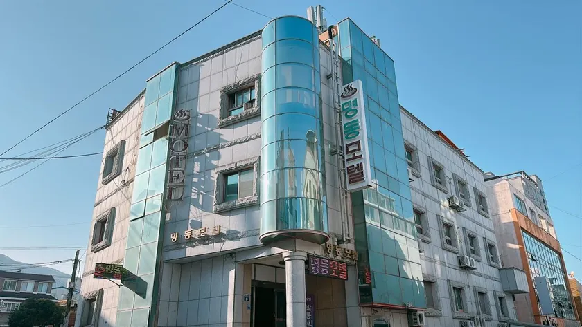 myeongdong motel - Image 1