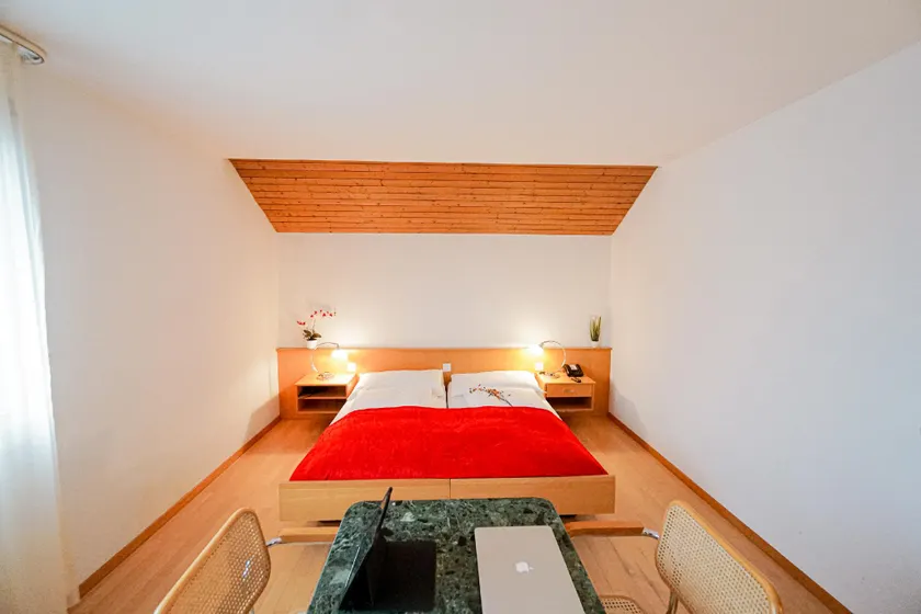 Centra Hotel Zurich - Image 1