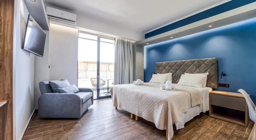 Island City Boutique Hotel - Image 1