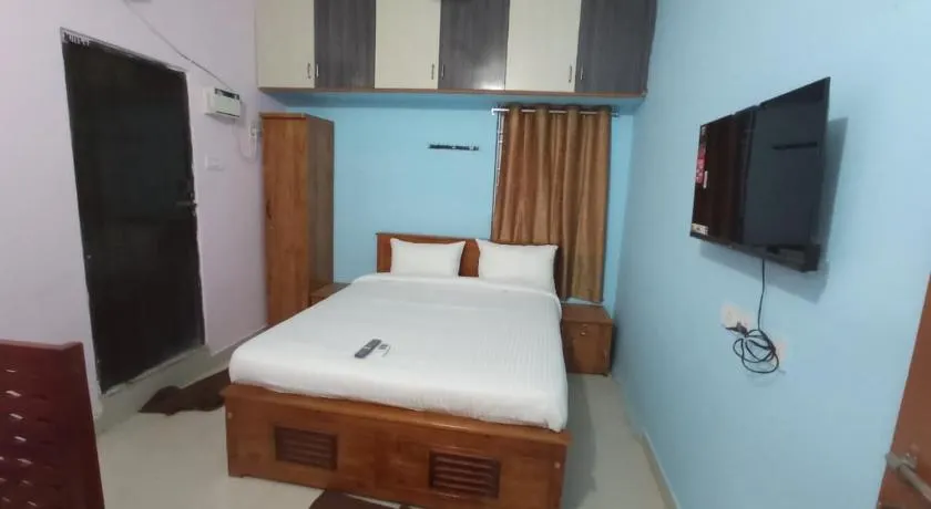 crystal retreat - Image 1