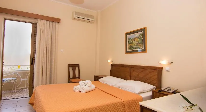 HOTEL STOUPA - Image 1