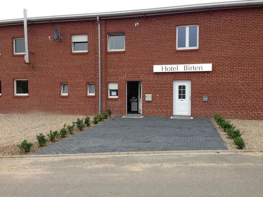 Hotel Birten - Image 1