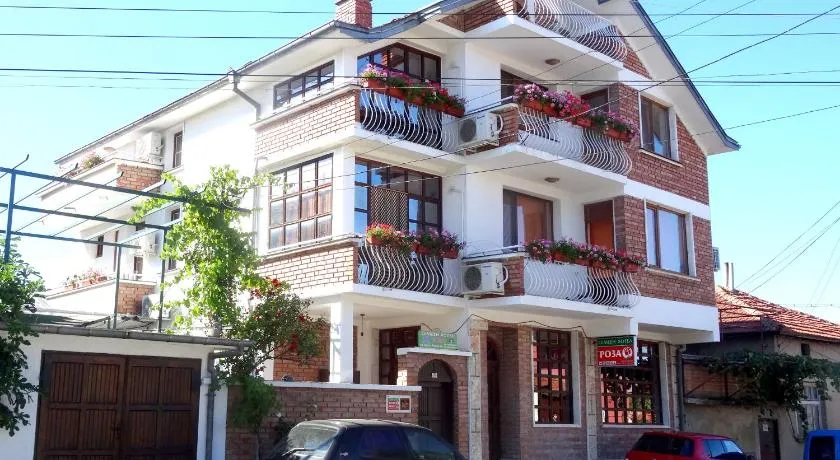 Family hotel Rose - Image 1