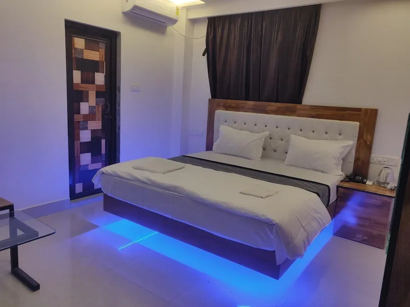 hotel LS palace Cuttack Puri bypass - Image 1