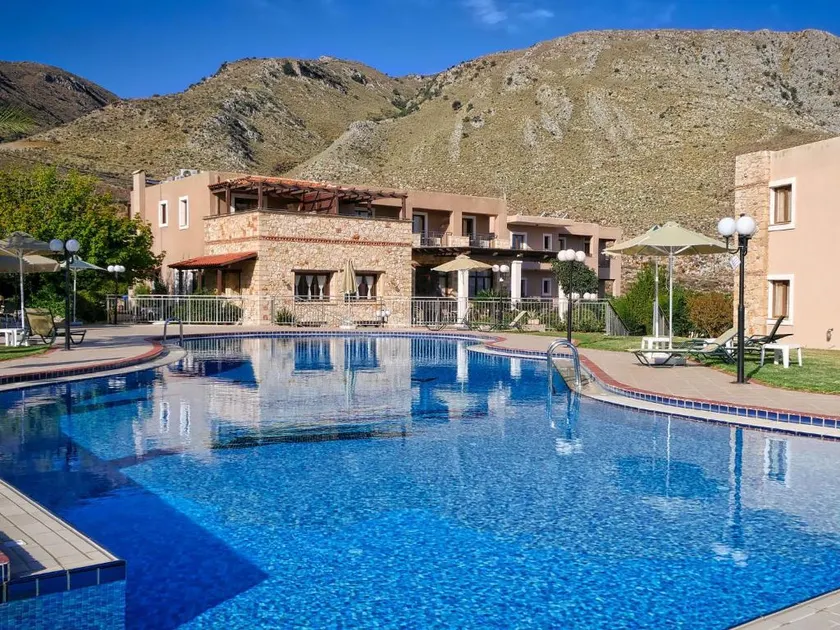 Areti Aparthotel - Image 1