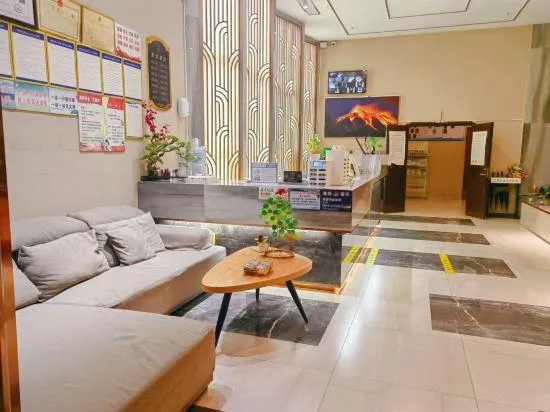 Shuran Hotel - Image 1
