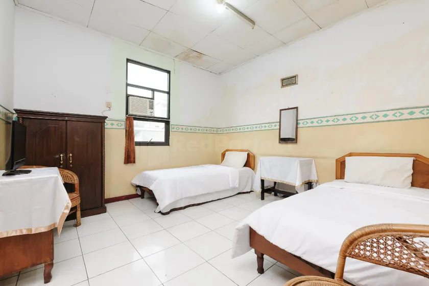 Hotel Al Hakim Syariah Redpartner - Image 1
