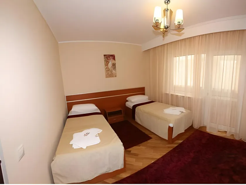 Apartament Carol Davila - Image 1