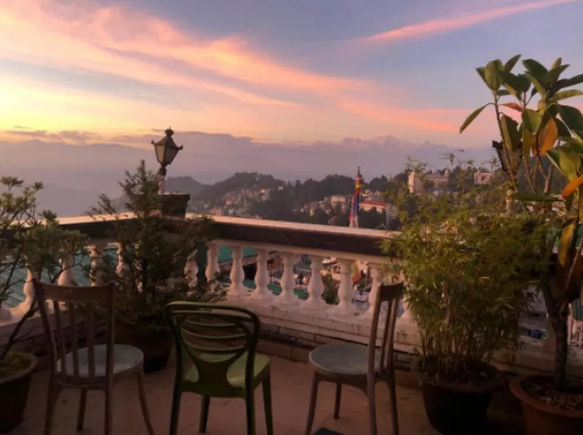 Ngawang homestay - Image 1