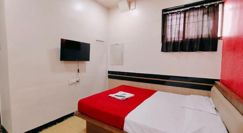 Malhar Guest House - Image 1