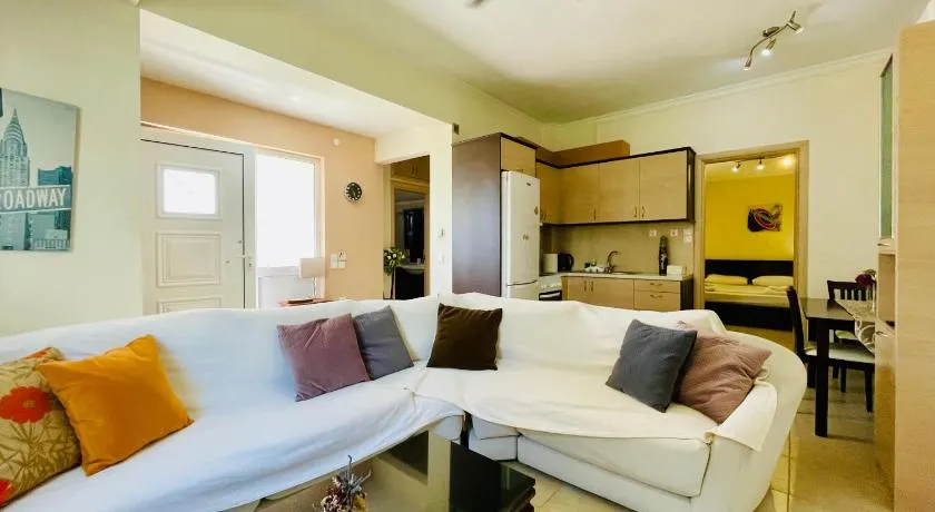 Mersini Apartment - Image 1