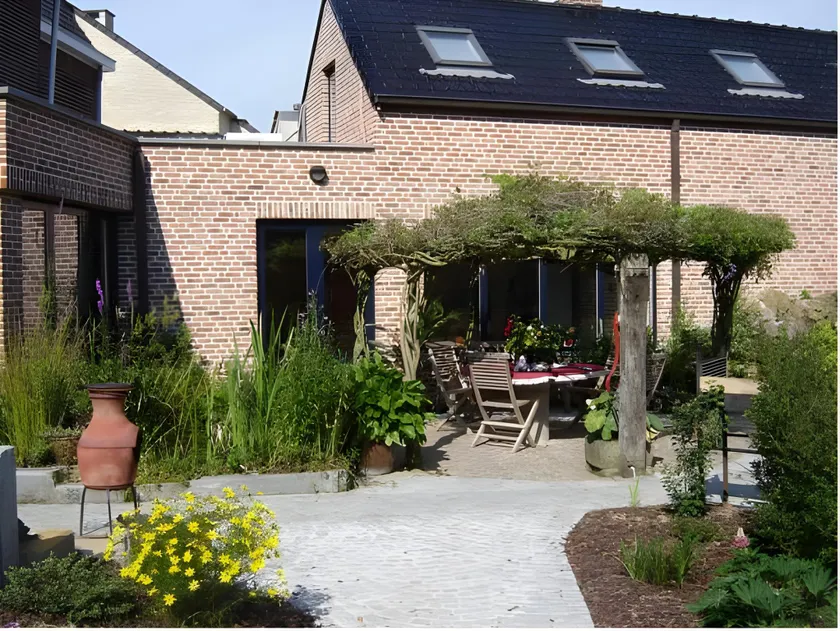 B&B Wisteria - Image 1