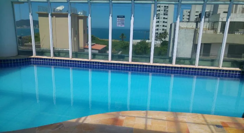 Flat c varanda na Praia de Pitangueiras-Guaruja SP - Image 1