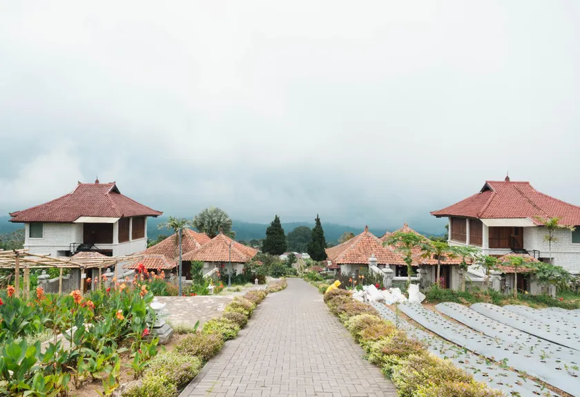 Girihill Farmhouse - Image 1