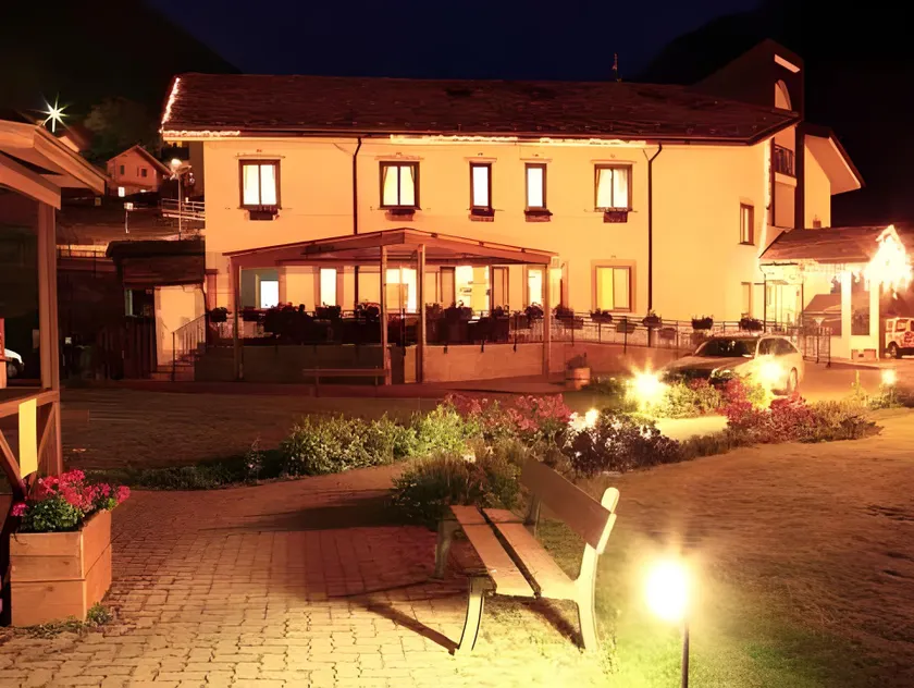 Hostellerie Le Lievre Amoureux - Image 1