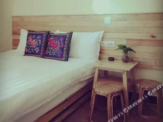 Flowers Residence (Yuanyang No.1 branch) - Image 1