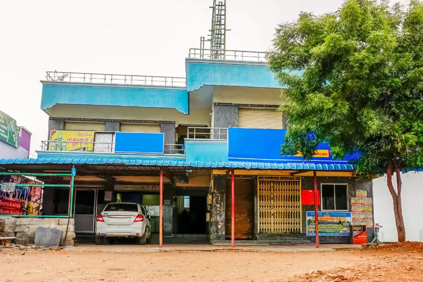 Hotel O Sk Homestays - Image 1
