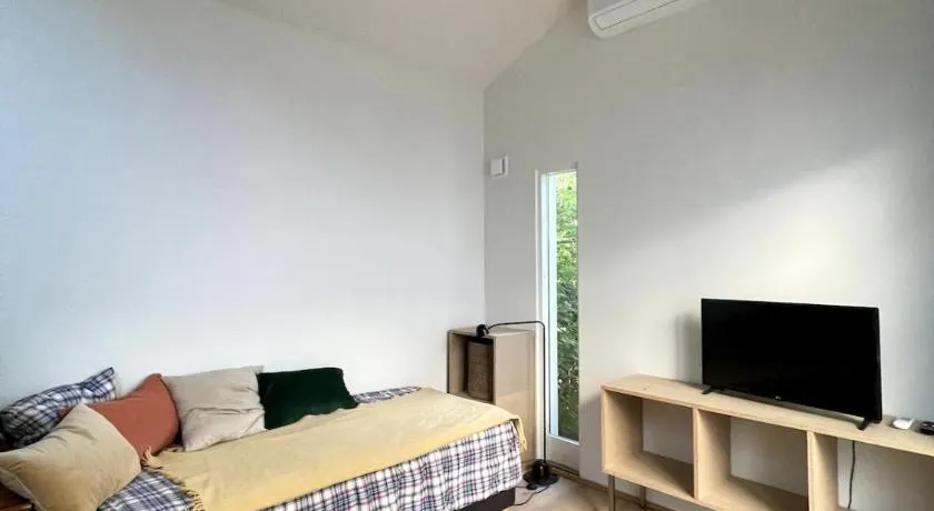 Guesthouse at Roland's - Image 1