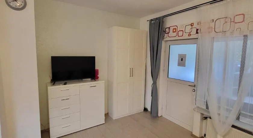 FewoEla2 Große Ferienwohnung in Eppstein bei Frankfurt - Image 1