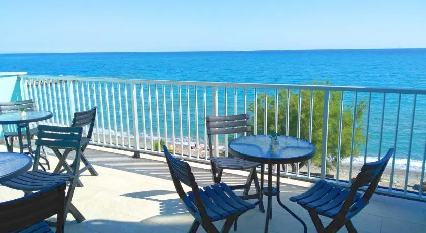 Acquamarina B&B Deluxe - Image 1