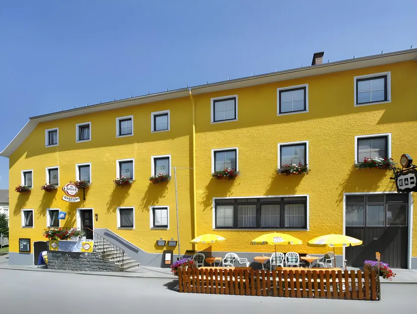 Gasthof 'Zum alten Turm' - Image 1