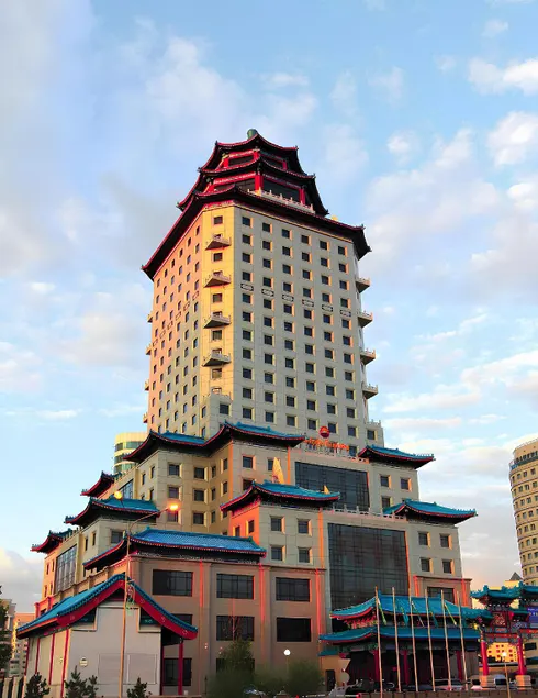 Beijing Palace Soluxe Hotel Astana - Image 1
