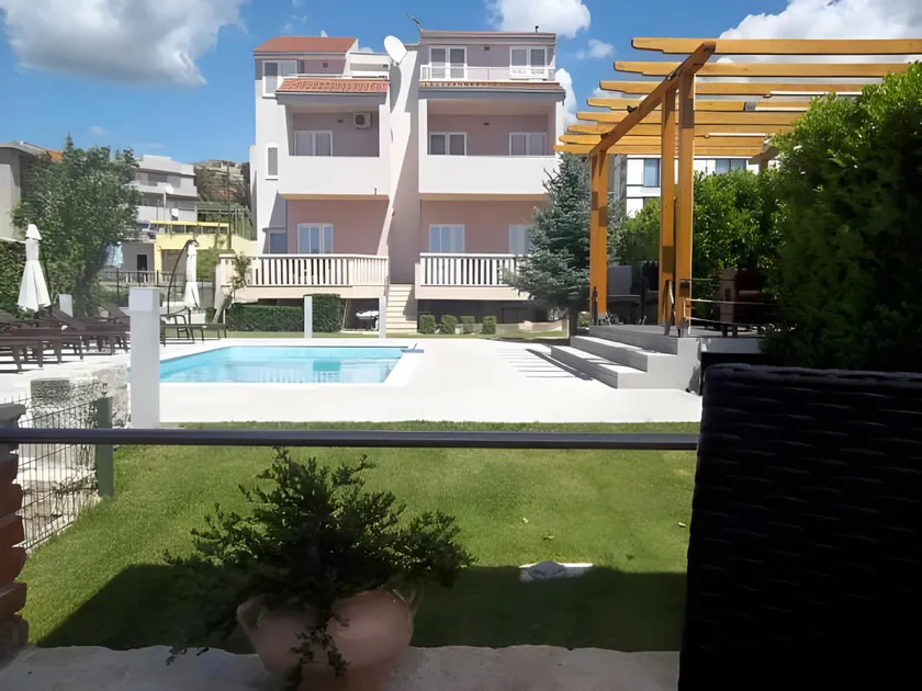 Beach Hotel Božikovina - Image 1