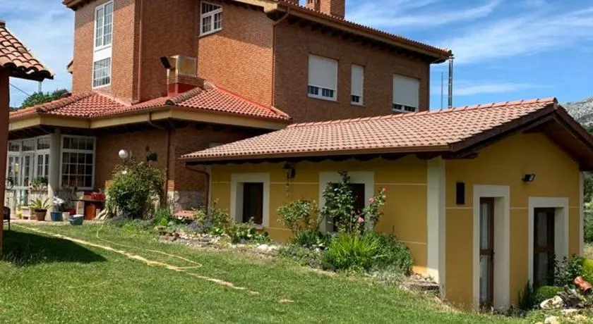 Hostel Arenos - Image 1