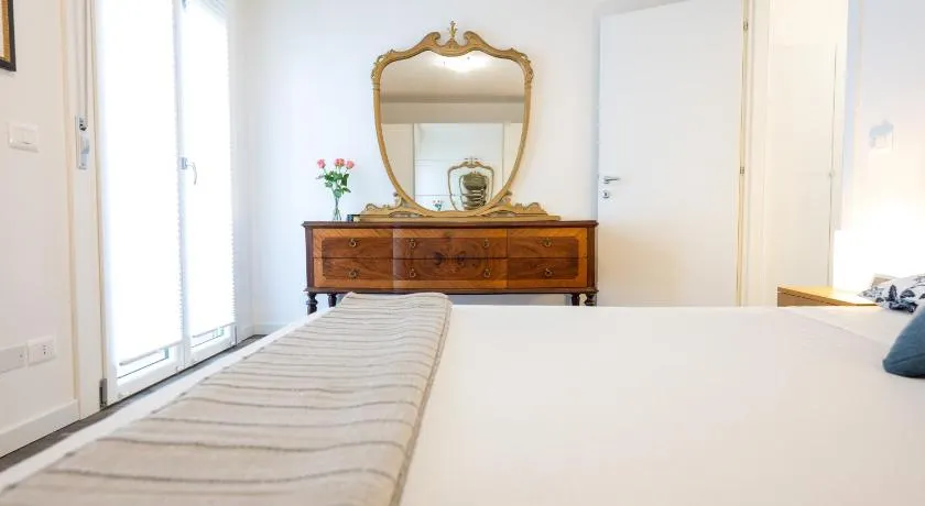 Myhouse Apartment - Image 1