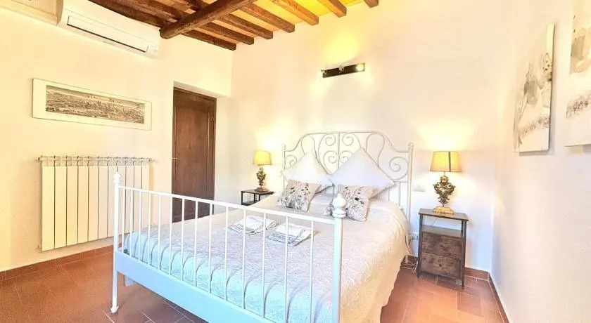 Tuscany style apt free parking 15 min from city center - Image 1