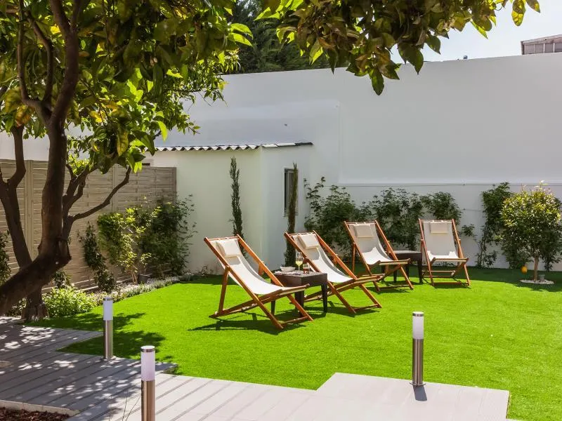 Vila Garden Guesthouse - Image 1