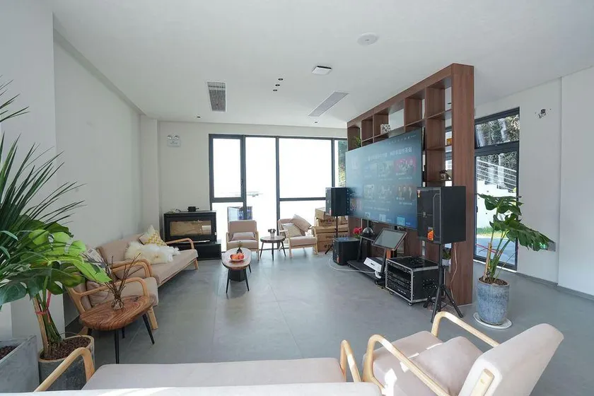 Kaihua Jinxi Homestay - Image 1