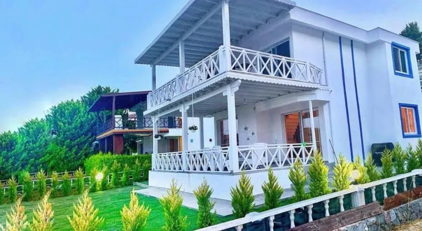 Villa Adalin - Image 1