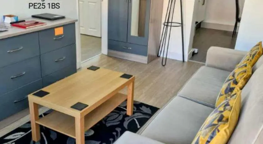 North Parade Holiday Apartment 35 Sea View Road Skegness PE25 1BS - Image 1