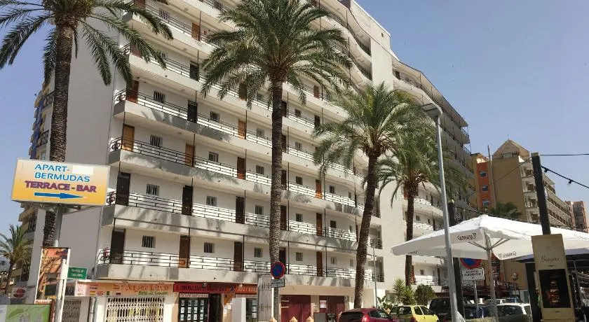 BERMUDAS-TURIS Apartamentos - Image 1