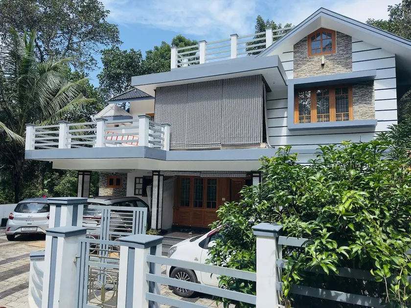 Sara's HomeStay - Munnar/ Kerala - Image 1