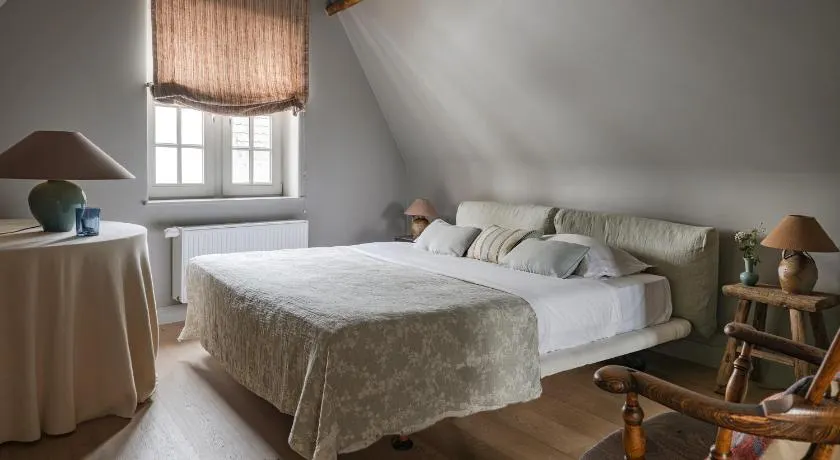 Centrally Located Long Stay Cottage Bruges - Image 1