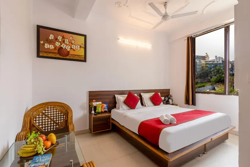 Hotel Indra Palace - Image 1