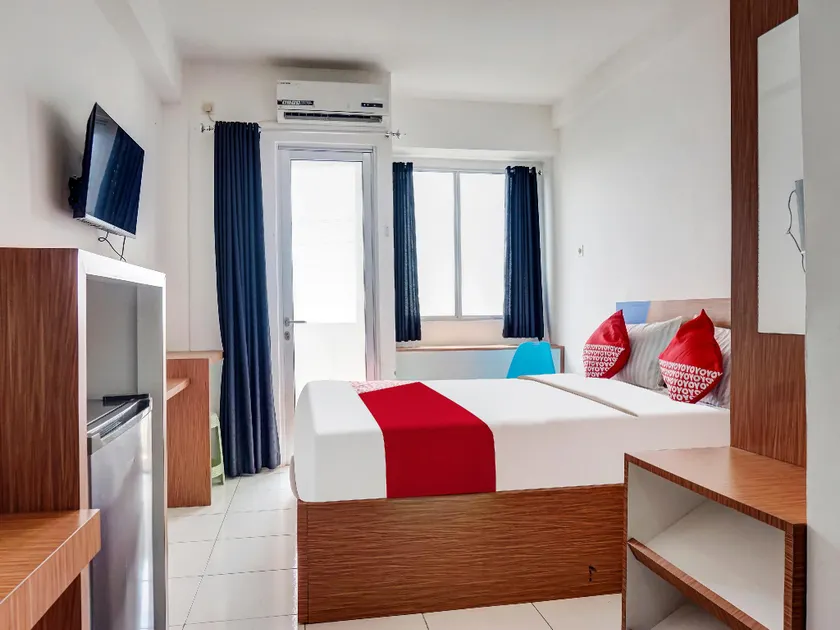 OYO 91045 Tower Mahakam By Toha Room - Image 1