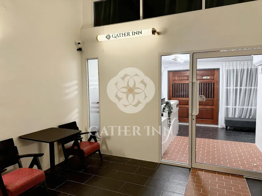 Gather inn - Image 1
