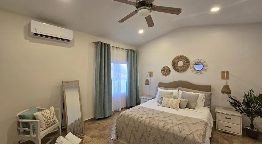 Rooi Santo Residence - Image 1
