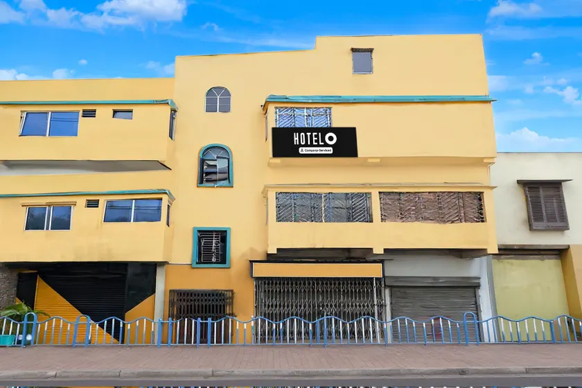 Super Hotel O Madhyamgram Railway Junction Formerly Dreamland - Image 1