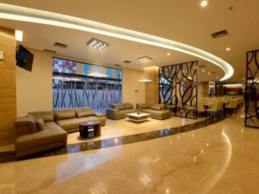 Hotel Urban Falatehan Blok M - Image 1