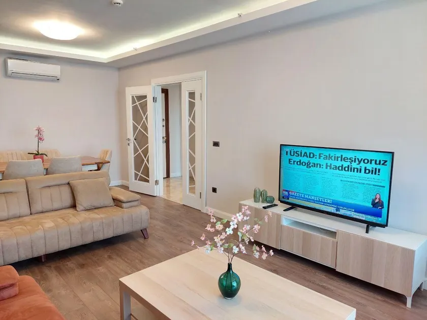 Modern Flat Apt Near City Center Apt. 49 - Image 1