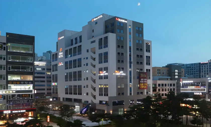 Gimpo Hotel M Tower - Image 1